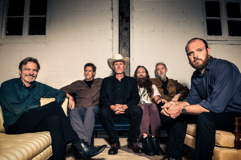 Newly Sentient Being — SWANS Announce New Live Album on Mute
